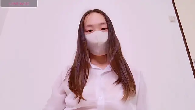 Snapshot of mitsuri_chan_love chatting on 12, 9, 2025 mitsuri chan love online show from 12, 9, 2025