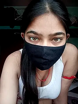 Snapshot of Snehabeauti chatting on 8, 10, 2025 Snehabeauti online show from 8, 10, 2025