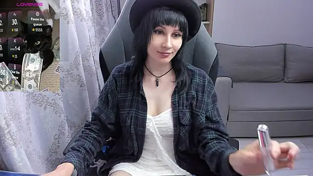 MistyDark online show from 4, 8, 2026