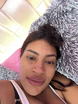 AmberMoss1 online show from 6, 10, 2025