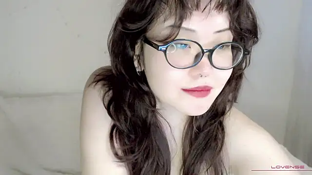 tsunade chan online show from 19, 12, 2025