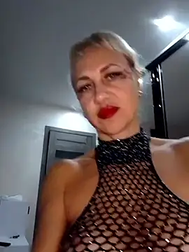 KissMiSveet online show from 31, 10, 2025