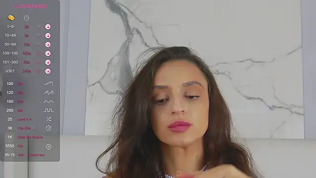 AdoraCortes online show from 9, 9, 2025