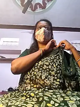 Snapshot of sexy_aaru chatting on 13, 11, 2025 sexy aaru online show from 13, 11, 2025