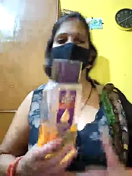 Snapshot of Sonalihot_ chatting on 26, 10, 2025 Sonalihot online show from 26, 10, 2025