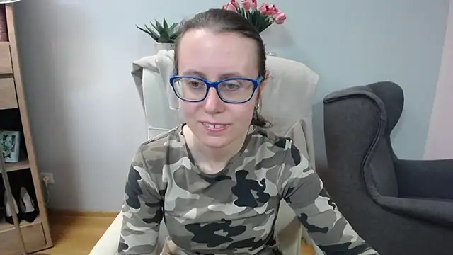 Snapshot of sweetxLizzy chatting on 27, 4, 2026 sweetxLizzy online show from 27, 4, 2026