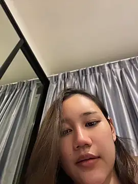 Snapshot of cherrycuteasian chatting on 13, 5, 2026 cherrycuteasian online show from 13, 5, 2026
