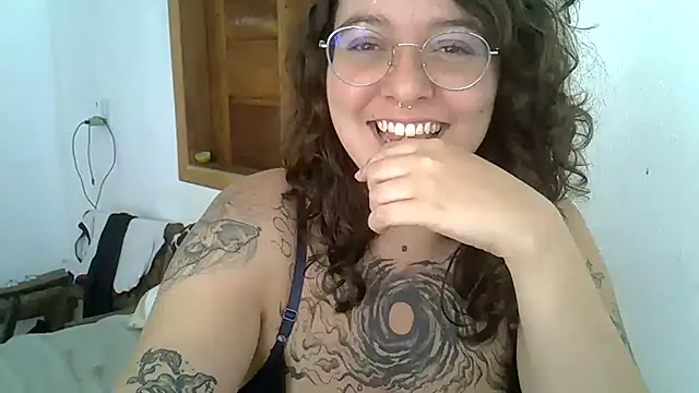 Blue Liz online show from 15, 11, 2025