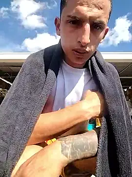 Snapshot of Dani22cmhot chatting on 11, 1, 2026 Dani22cmhot online show from 11, 1, 2026