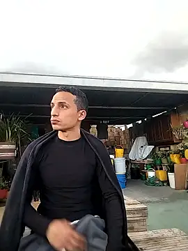 Snapshot of Dani22cmhot chatting on 14, 1, 2026 Dani22cmhot online show from 14, 1, 2026