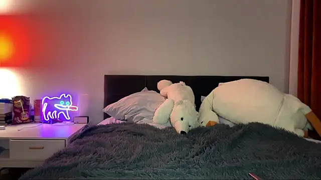 milastretch online show from 9, 10, 2025