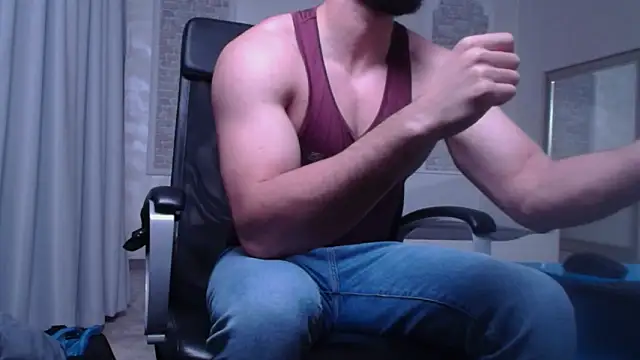 IvanHydee online show from 6, 10, 2025