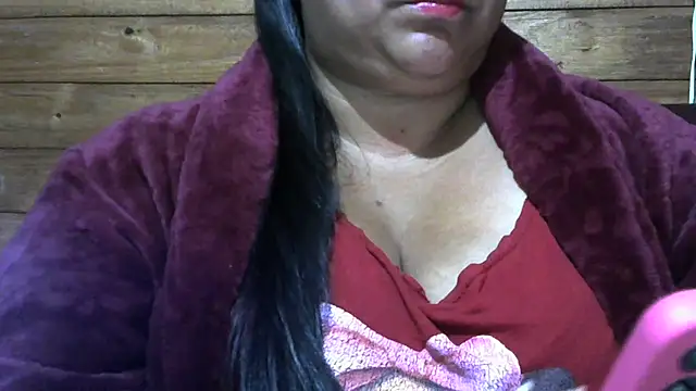 Snapshot of MARRENTINHA34 chatting on 8, 9, 2025 MARRENTINHA34 online show from 8, 9, 2025