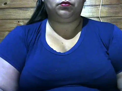 Snapshot of MARRENTINHA34 chatting on 29, 10, 2025 MARRENTINHA34 online show from 29, 10, 2025