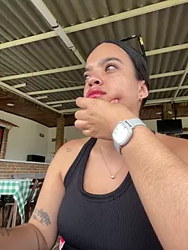 JuanitaMore01 online show from 14, 9, 2025