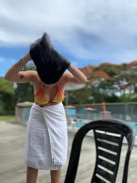 JuanitaMore01 online show from 24, 6, 2026
