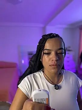 JuanitaMore01 online show from 3, 7, 2026
