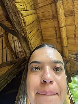 JuanitaMore01 online show from 27, 7, 2026