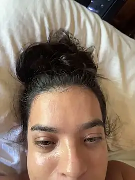 JuanitaMore01 online show from 28, 7, 2026