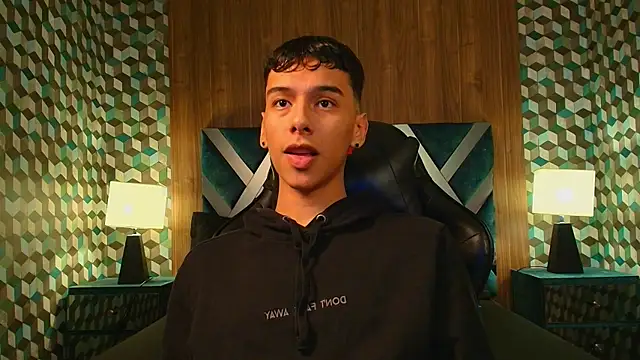 Aiden Royce online show from 22, 10, 2025