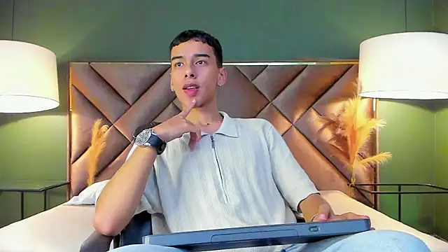 Aiden Royce online show from 10, 1, 2026