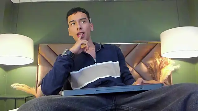 Aiden Royce online show from 12, 1, 2026