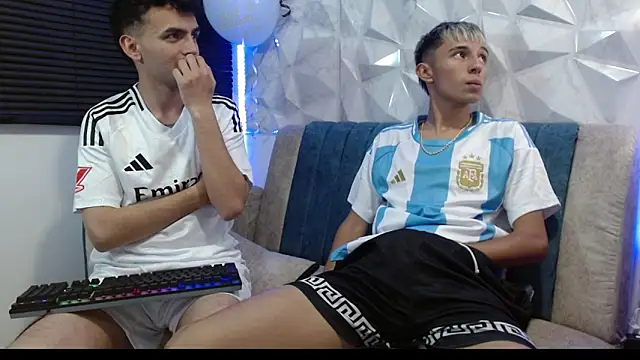 Isaac tan online show from 18, 9, 2025