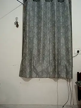 Snapshot of shrutee12 chatting on 20, 12, 2025 shrutee12 online show from 20, 12, 2025