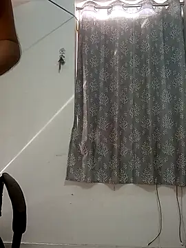 Snapshot of shrutee12 chatting on 7, 1, 2026 shrutee12 online show from 7, 1, 2026