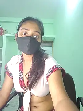 Snapshot of shrutee12 chatting on 7, 2, 2026 shrutee12 online show from 7, 2, 2026