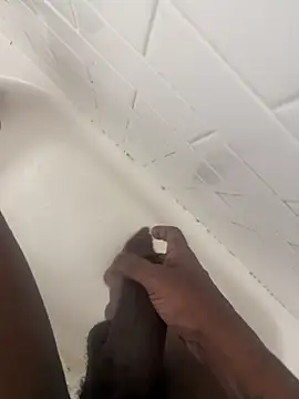 Snapshot of mrmanfrfr chatting on 7, 3, 2026 mrmanfrfr online show from 7, 3, 2026