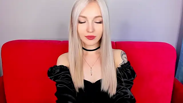 LisaFoxyMe online show from 27, 9, 2025