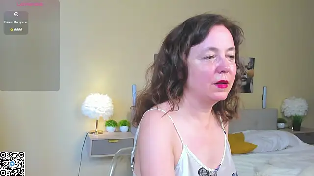 Kira Adler online show from 7, 6, 2026