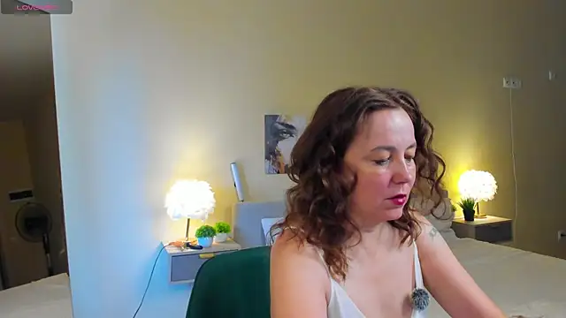 Kira Adler online show from 10, 7, 2026