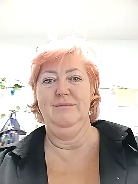 Snapshot of TerezaVelvet chatting on 23, 10, 2025 TerezaVelvet online show from 23, 10, 2025