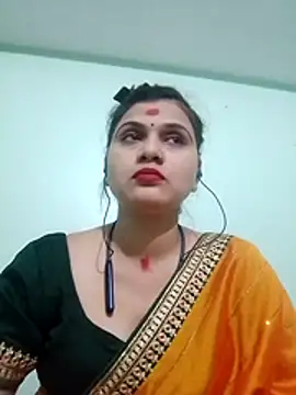 Snapshot of Kavya-Tiwari chatting on 24, 10, 2025 Kavya-Tiwari online show from 24, 10, 2025