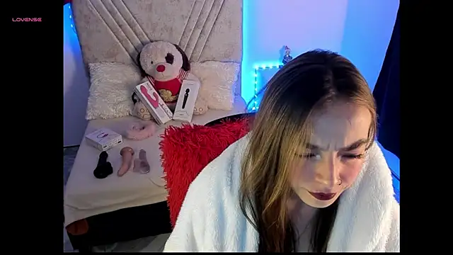 Mia Victoria22 online show from 7, 5, 2026