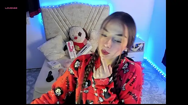 Snapshot of Mia_Victoria22 chatting on 15, 5, 2026 Mia Victoria22 online show from 15, 5, 2026