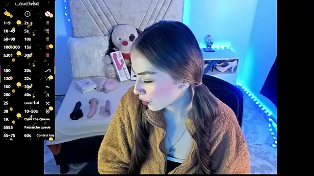 Snapshot of Mia_Victoria22 chatting on 2, 6, 2026 Mia Victoria22 online show from 2, 6, 2026