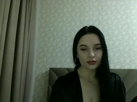 Snapshot of Lulii24 chatting on 24, 10, 2025 Lulii24 online show from 24, 10, 2025