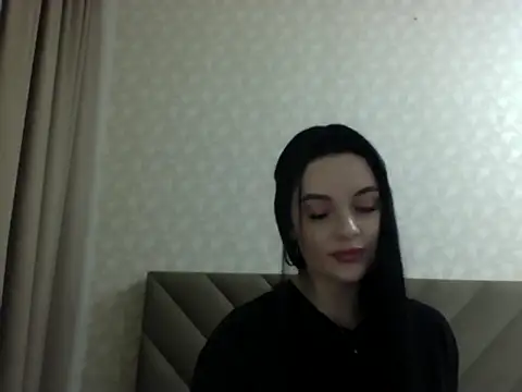 Snapshot of Lulii24 chatting on 28, 10, 2025 Lulii24 online show from 28, 10, 2025