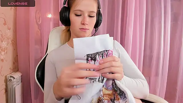 Anabel-Candy online show from 24, 10, 2025
