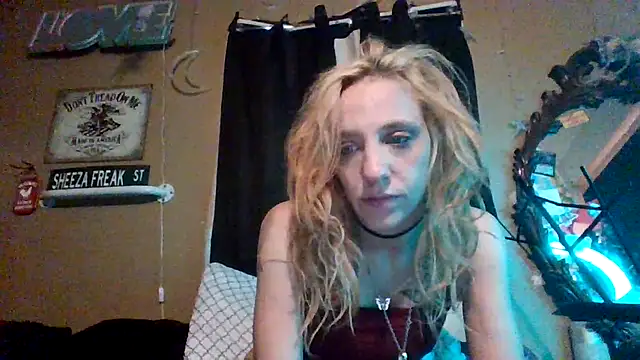 Snapshot of flavi1996 chatting on 6, 10, 2025 flavi1996 online show from 6, 10, 2025