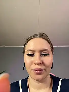 Snapshot of marmelana199 chatting on 6, 11, 2025 marmelana199 online show from 6, 11, 2025