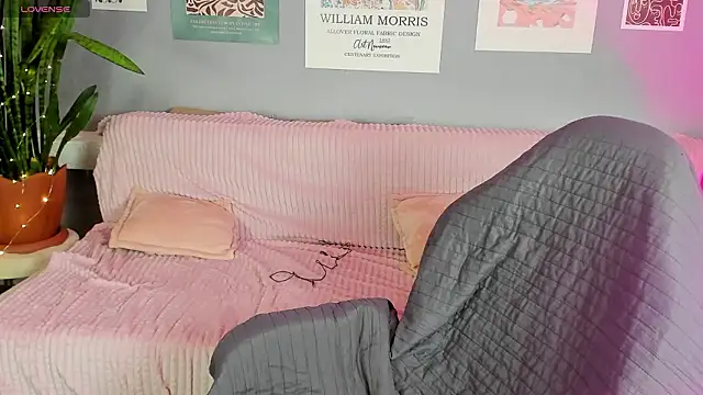 Snapshot of marmelana199 chatting on 17, 3, 2026 marmelana199 online show from 17, 3, 2026