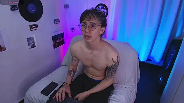 Nick Bangover  online show from 5, 6, 2026