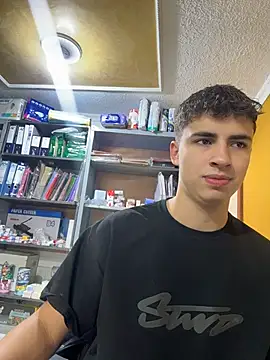 AdrianRinaldi online show from 7, 5, 2026