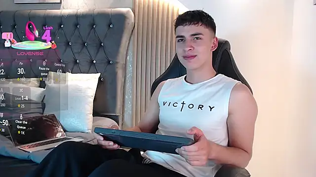 AdrianRinaldi online show from 9, 6, 2026
