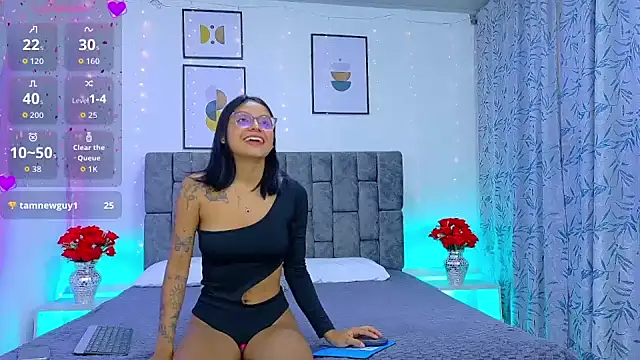 Soffia Konig  online show from 2, 5, 2026