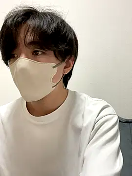 Snapshot of Yuma0718 chatting on 15, 10, 2025 Yuma0718 online show from 15, 10, 2025